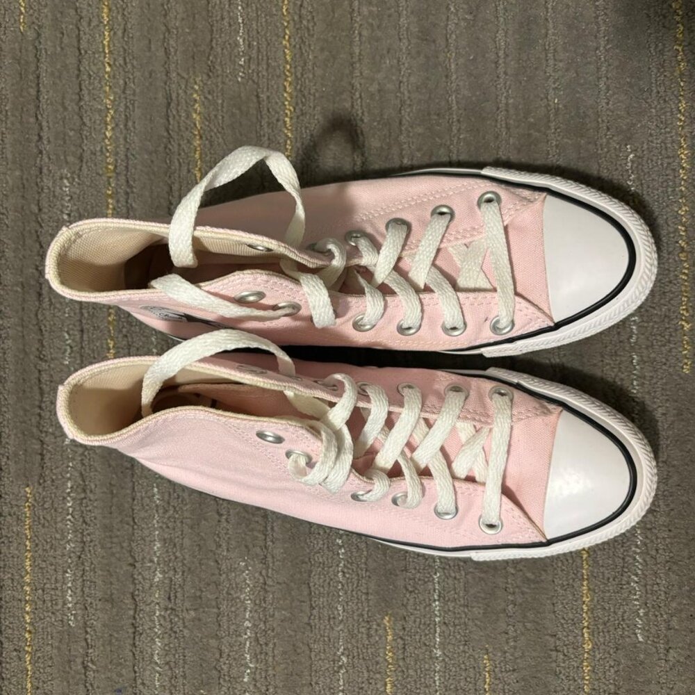 All Star high-top sneakers Size 7.5